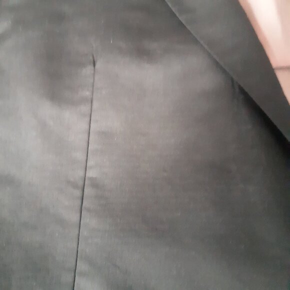 Hugo Boss 2 Piece Black Suit Lanificio Cerruti Nobility SZ 40R - Picture 12 of 16